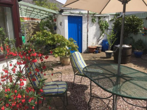 Cheerful 4-bedroom detached family home, quiet area